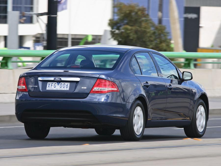  Ford Falcon XT 2008 года  (фото 14 из 24)